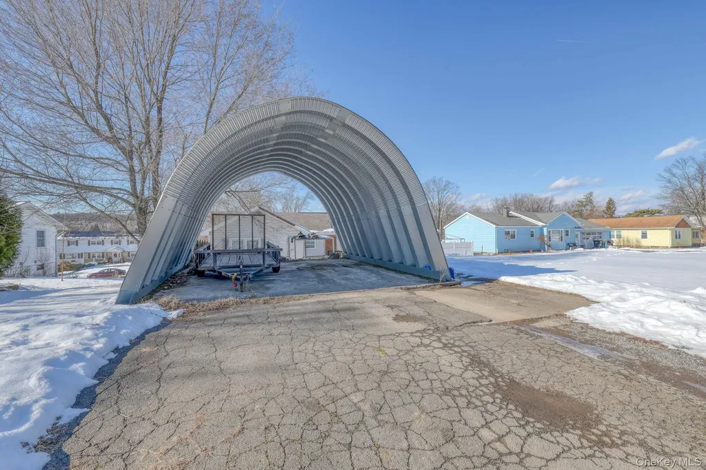29 Vans Terrace Lake Katrine NY 12449