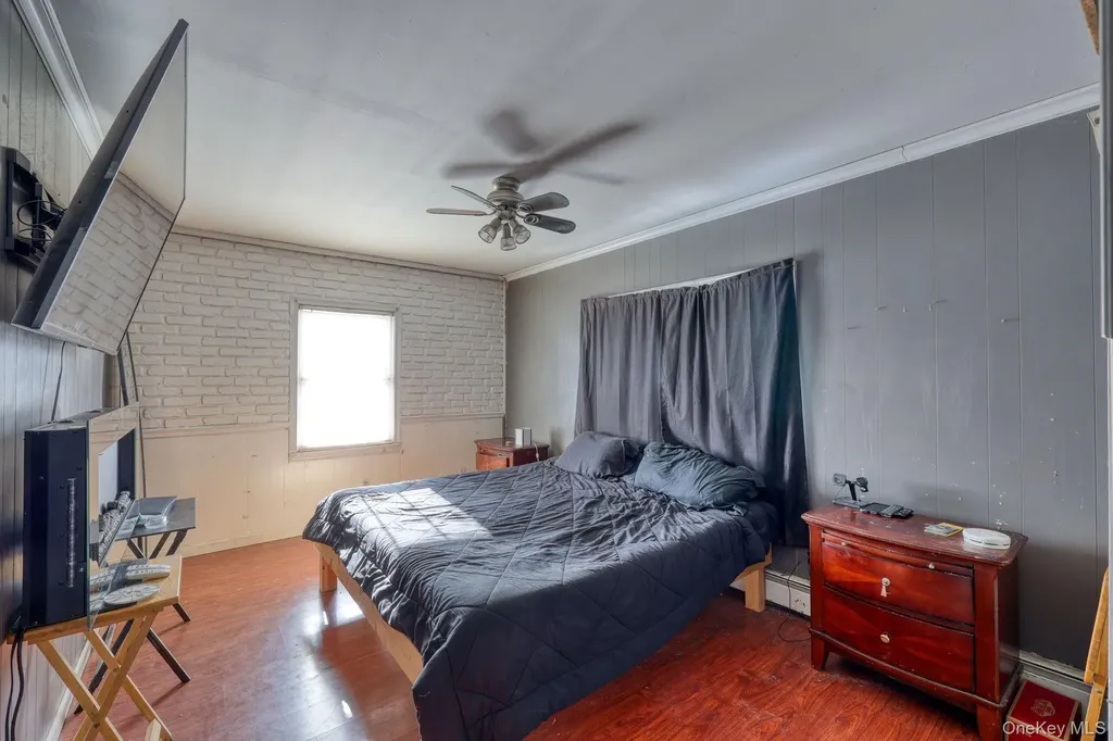 29 Vans Terrace Lake Katrine NY 12449