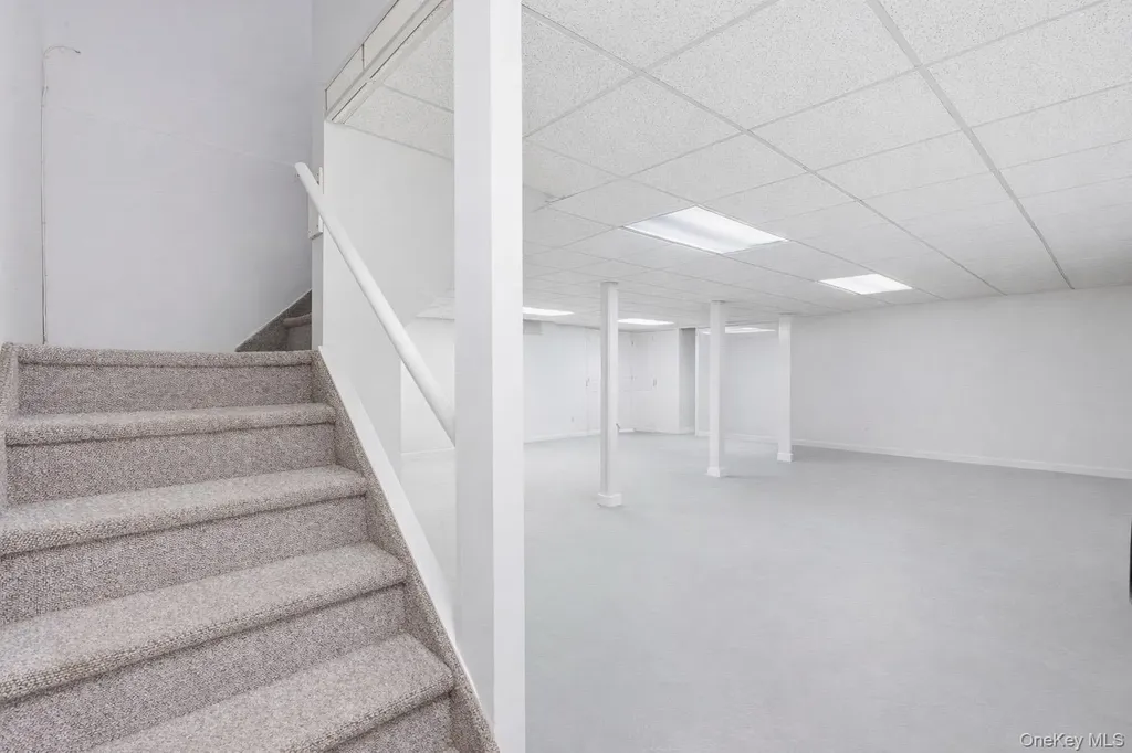 39 Foreston Circle Manorville NY 11949