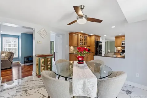 39 Foreston Circle Manorville NY 11949