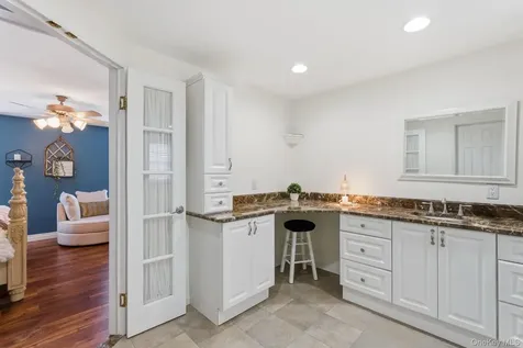 39 Foreston Circle Manorville NY 11949