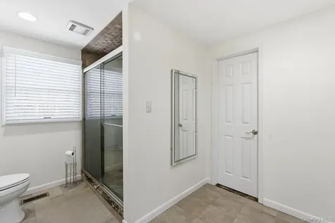 39 Foreston Circle Manorville NY 11949