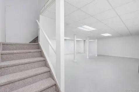 39 Foreston Circle Manorville NY 11949