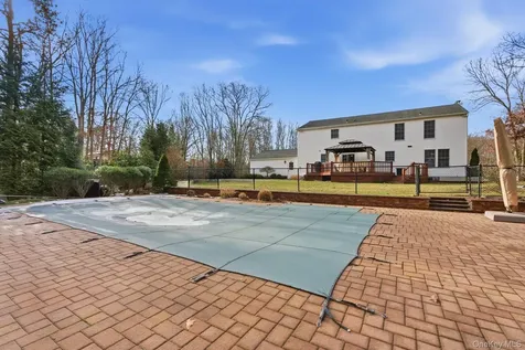 39 Foreston Circle Manorville NY 11949