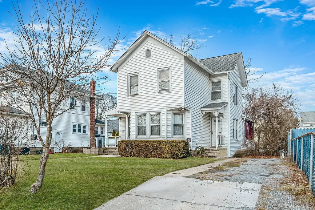 19 Academy Street Patchogue NY 11772