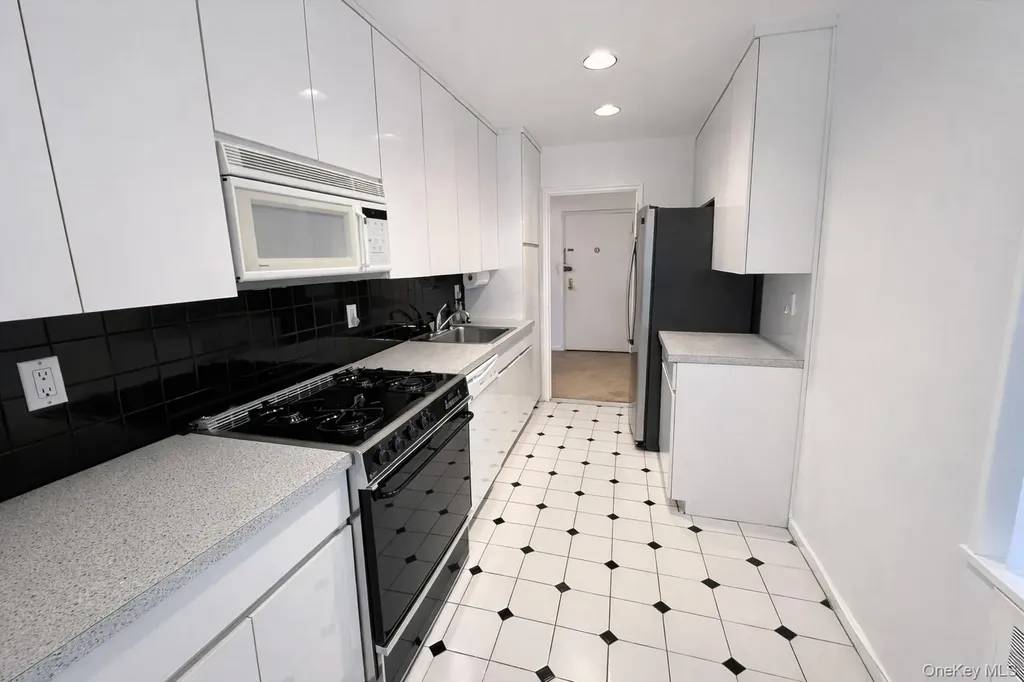 209-25 18th Avenue Bayside NY 11360
