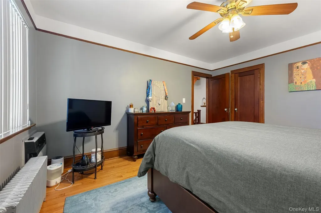 7717 82nd Street Glendale NY 11385