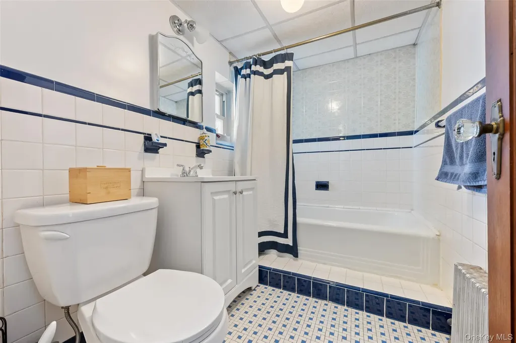 7717 82nd Street Glendale NY 11385