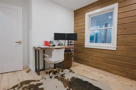 281 Falls Road Hudson NY 12534