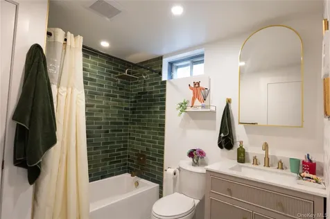 281 Falls Road Hudson NY 12534