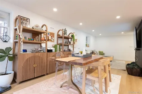 281 Falls Road Hudson NY 12534