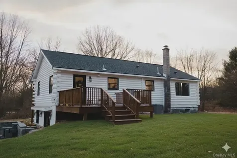 281 Falls Road Hudson NY 12534