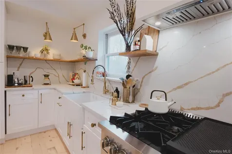 281 Falls Road Hudson NY 12534