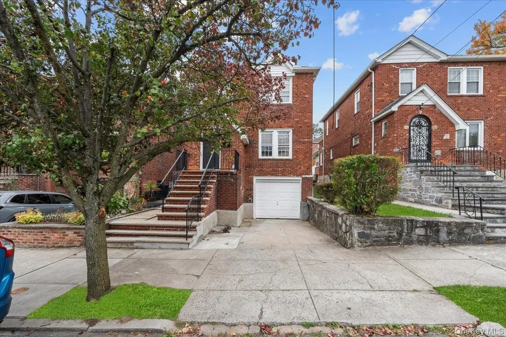 128 Kimball Terrace Yonkers NY 10704