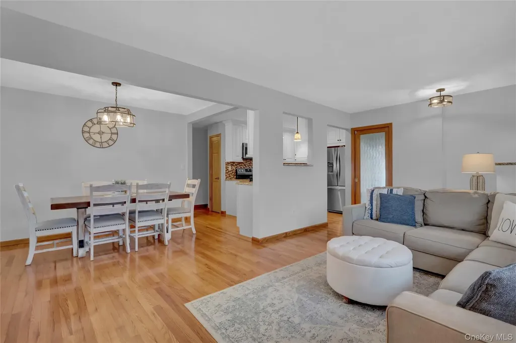 57 Roosevelt Drive Bethpage NY 11714