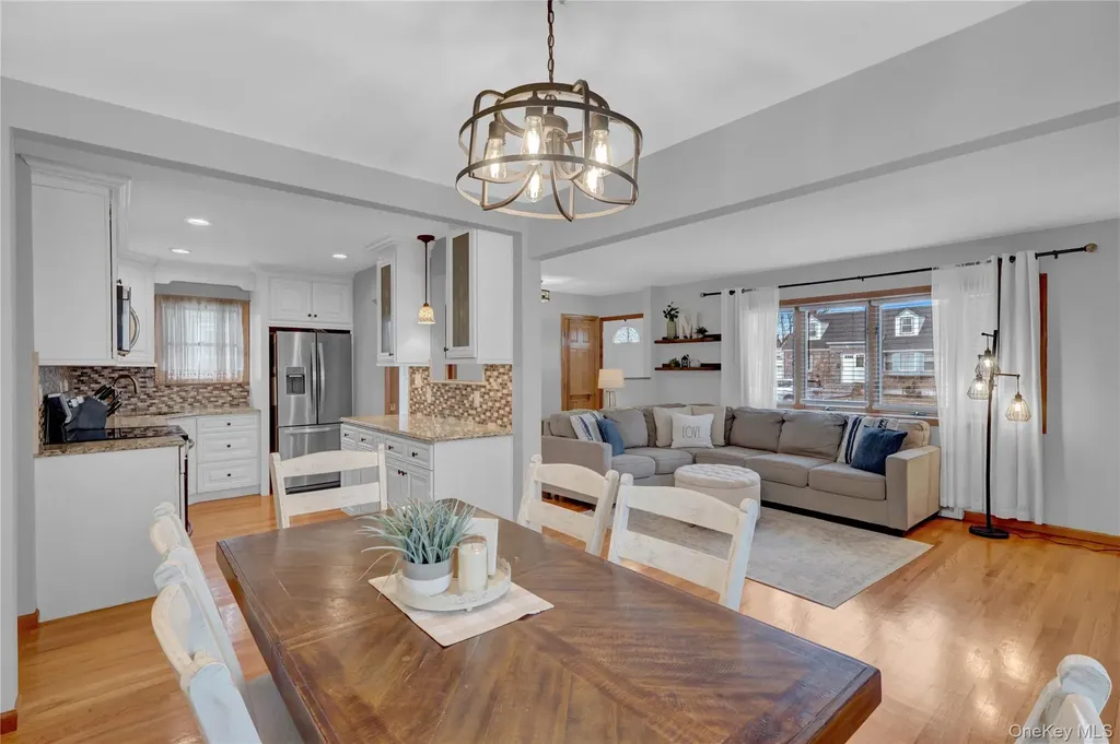 57 Roosevelt Drive Bethpage NY 11714