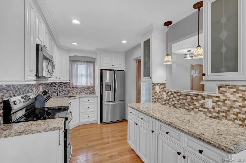 57 Roosevelt Drive Bethpage NY 11714