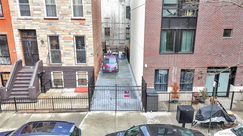 63 Irving Place Brooklyn NY 11238