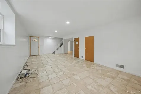 39 Claire Avenue New Rochelle NY 10804