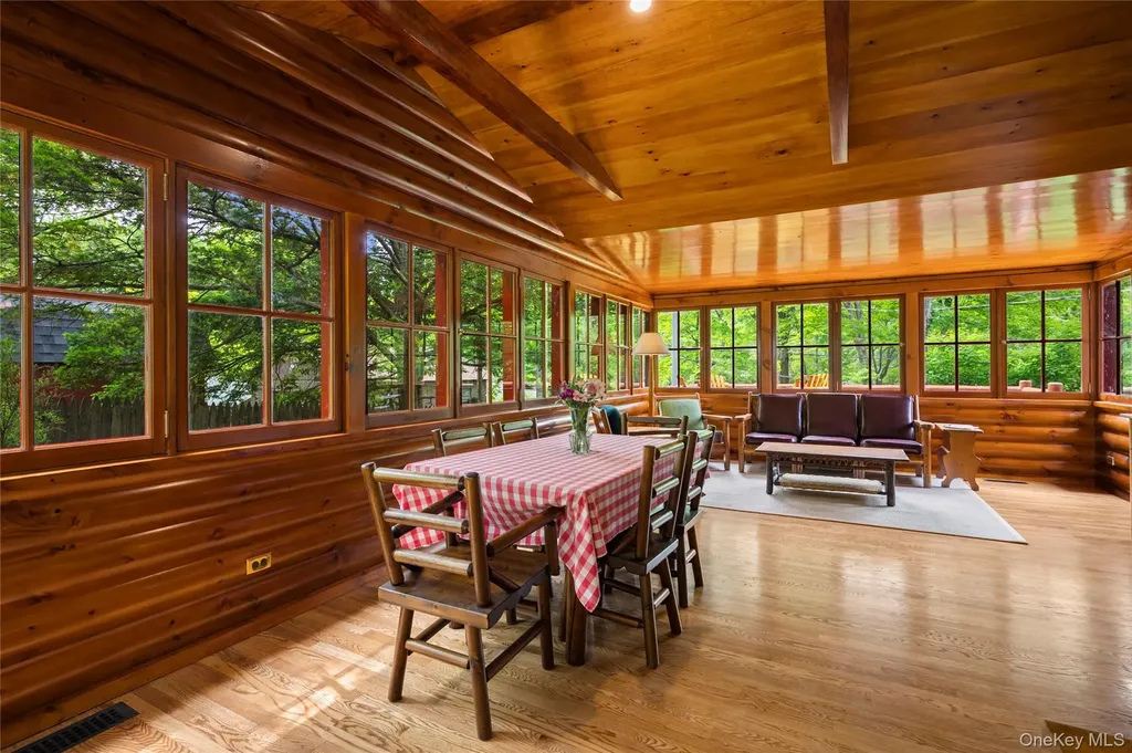 16 Locust Drive Cold Spring NY 10516