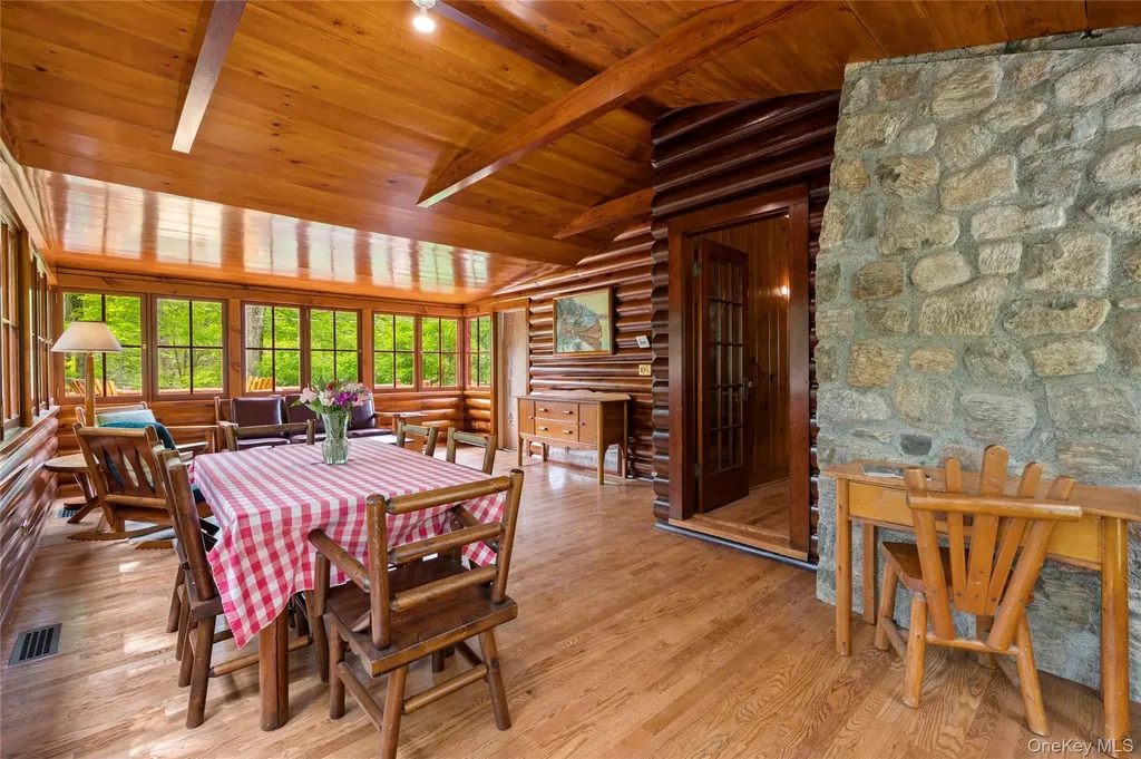 16 Locust Drive Cold Spring NY 10516