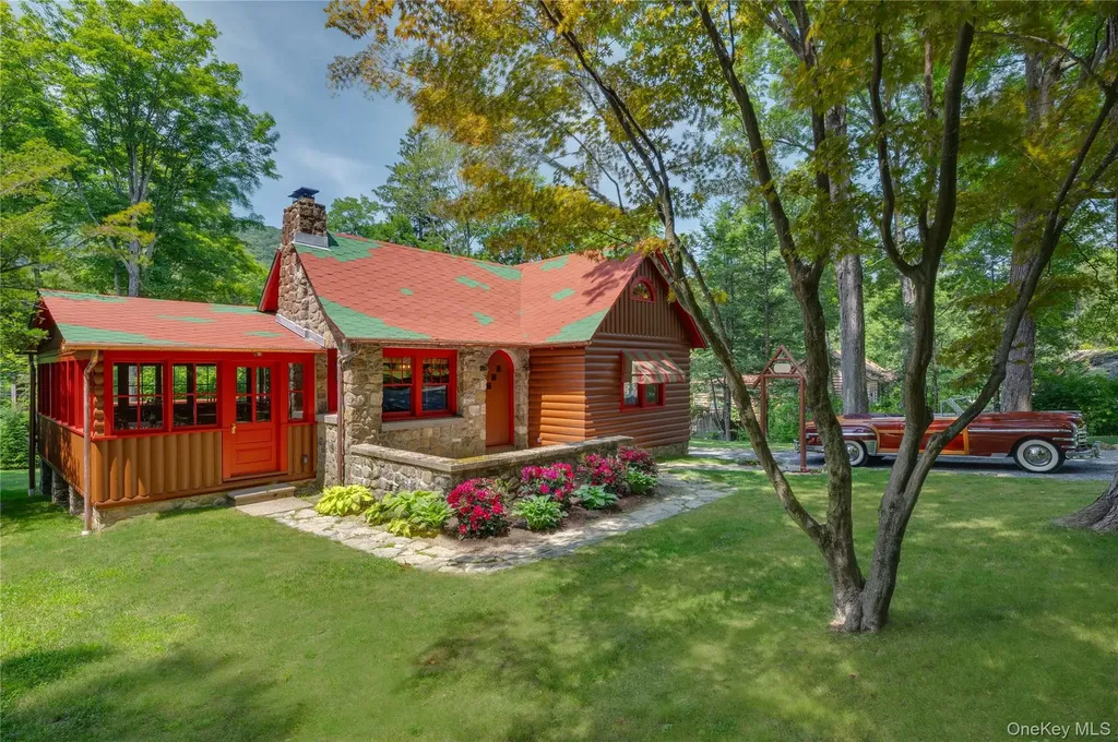 16 Locust Drive Cold Spring NY 10516