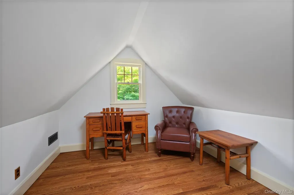 16 Locust Drive Cold Spring NY 10516
