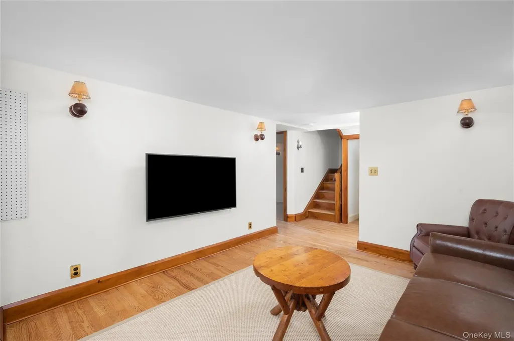 16 Locust Drive Cold Spring NY 10516