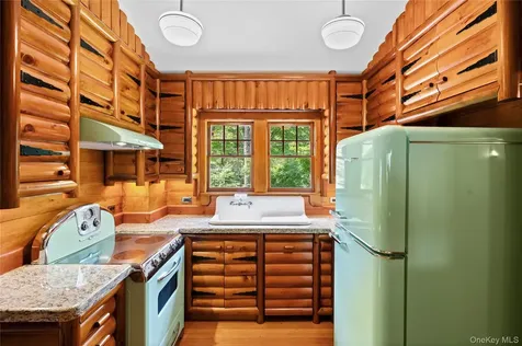 16 Locust Drive Cold Spring NY 10516
