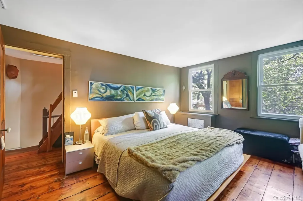 2253 Edsall Avenue Bronx NY 10463