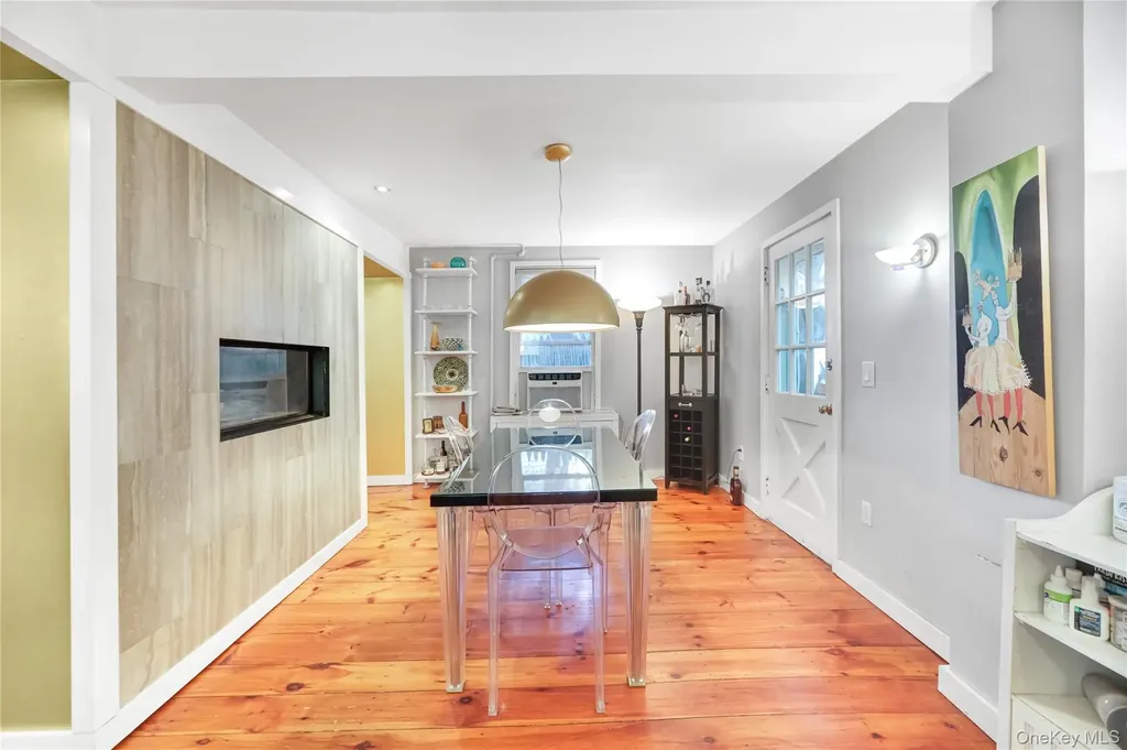 2253 Edsall Avenue Bronx NY 10463