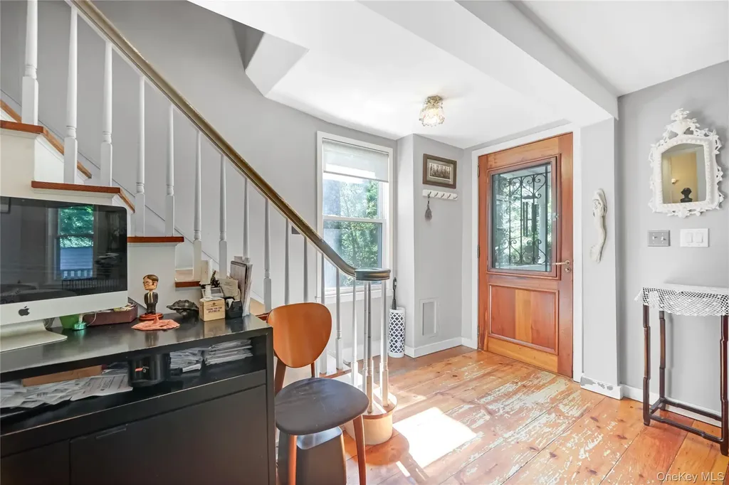 2253 Edsall Avenue Bronx NY 10463