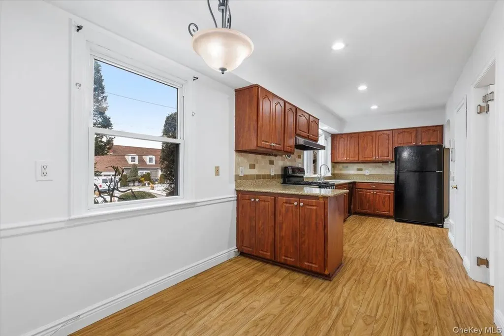 55 Del Rey Drive Mount Vernon NY 10552