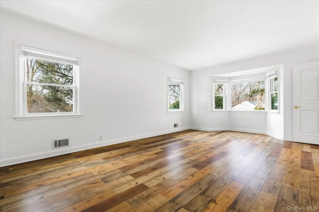 55 Del Rey Drive Mount Vernon NY 10552