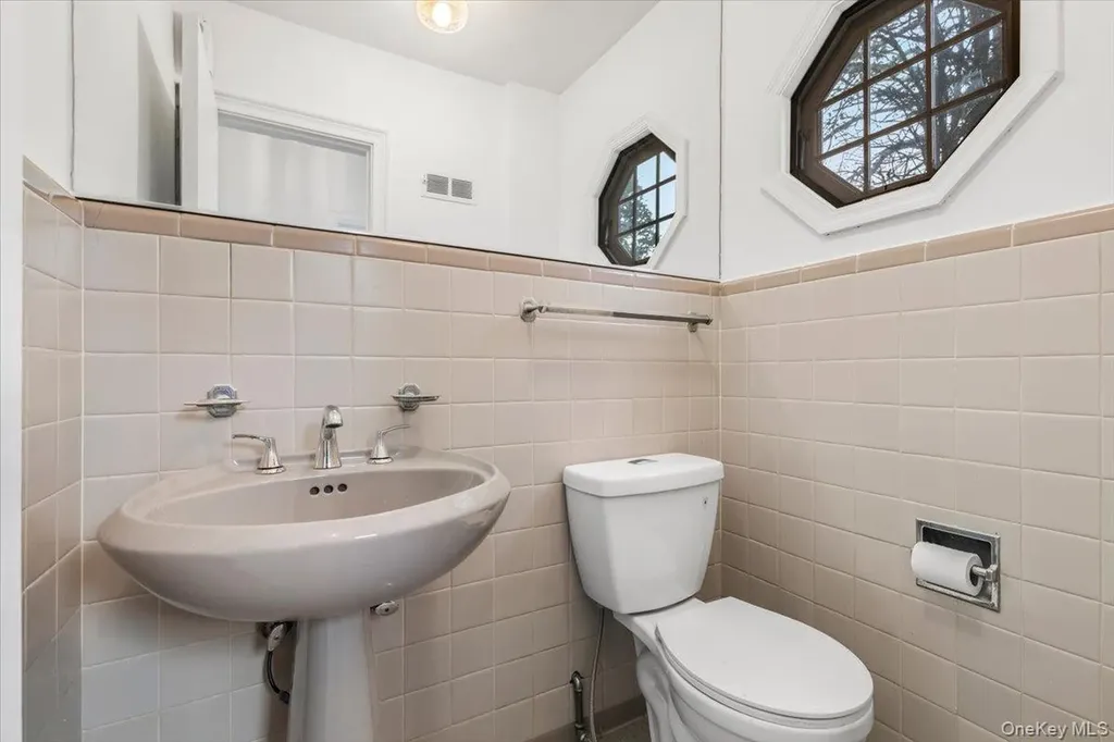 55 Del Rey Drive Mount Vernon NY 10552