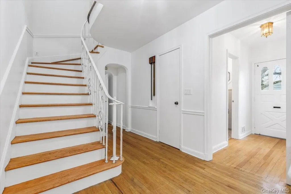 55 Del Rey Drive Mount Vernon NY 10552