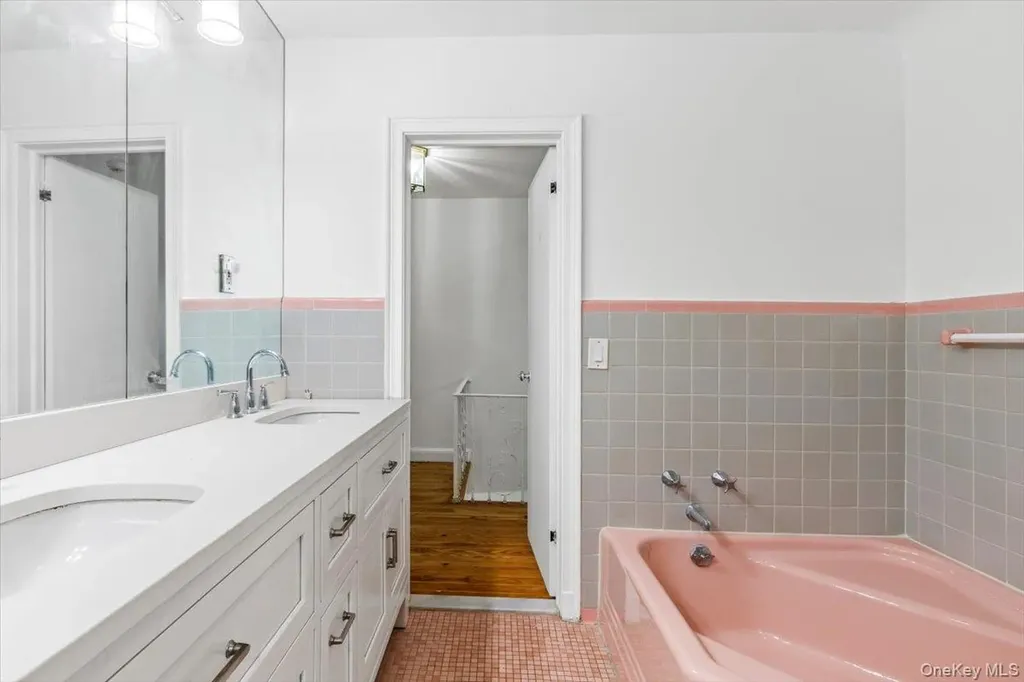 55 Del Rey Drive Mount Vernon NY 10552