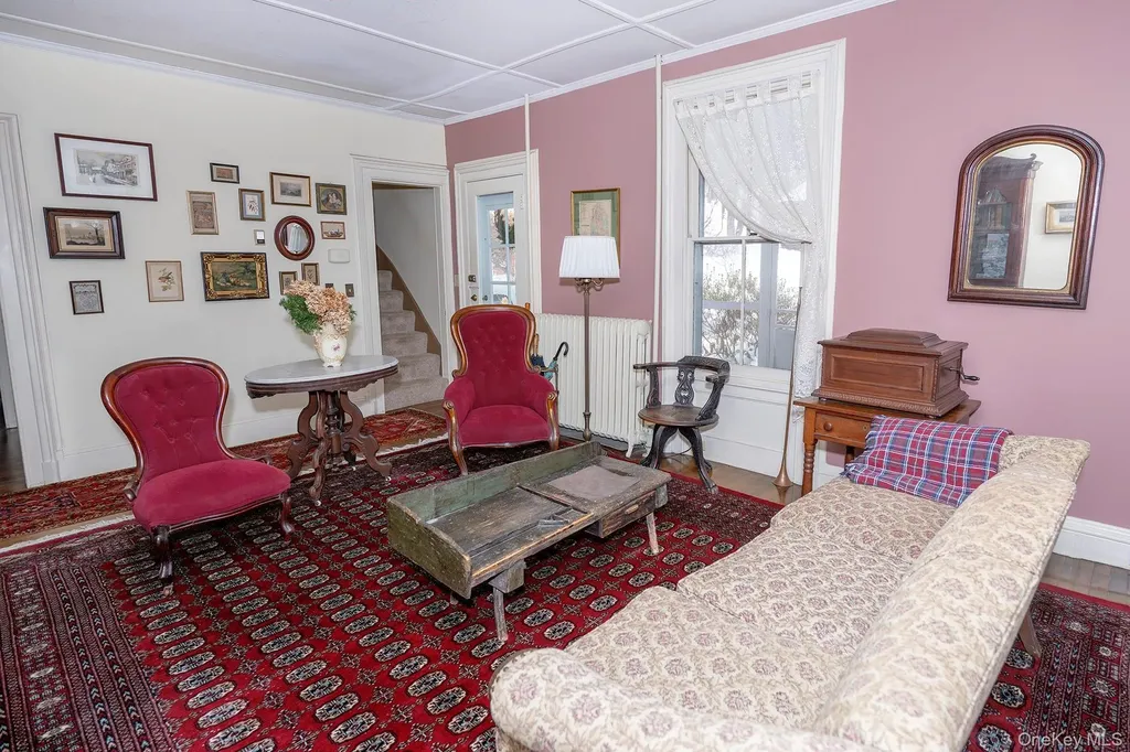 819 Van Wagner Road Poughkeepsie NY 12601