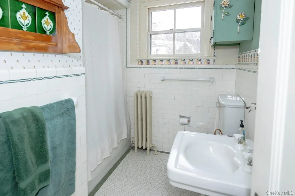 819 Van Wagner Road Poughkeepsie NY 12601