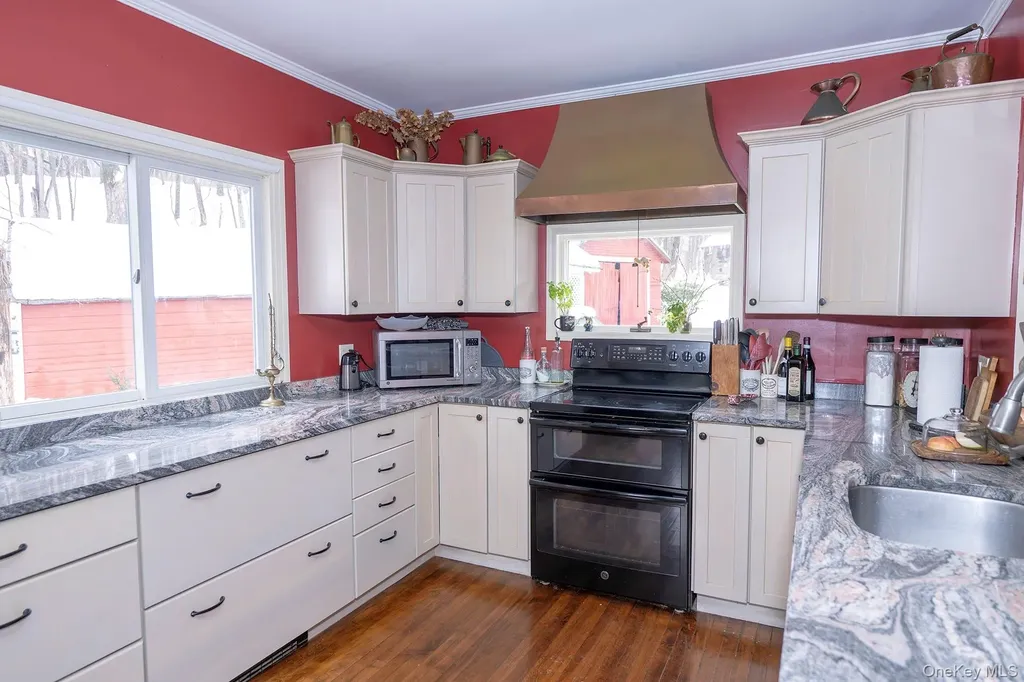819 Van Wagner Road Poughkeepsie NY 12601