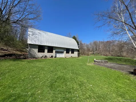 819 Van Wagner Road Poughkeepsie NY 12601