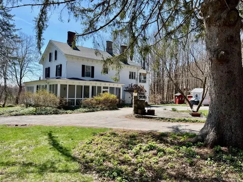 819 Van Wagner Road Poughkeepsie NY 12601