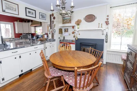 819 Van Wagner Road Poughkeepsie NY 12601