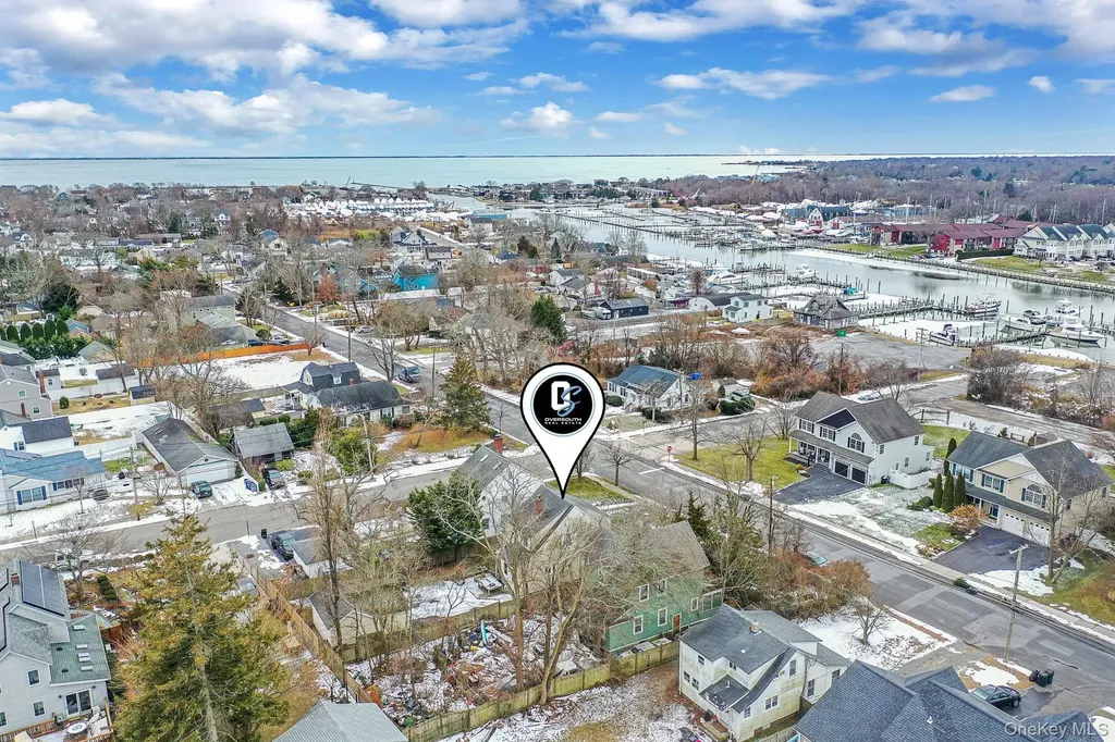 215 West Avenue Patchogue NY 11772