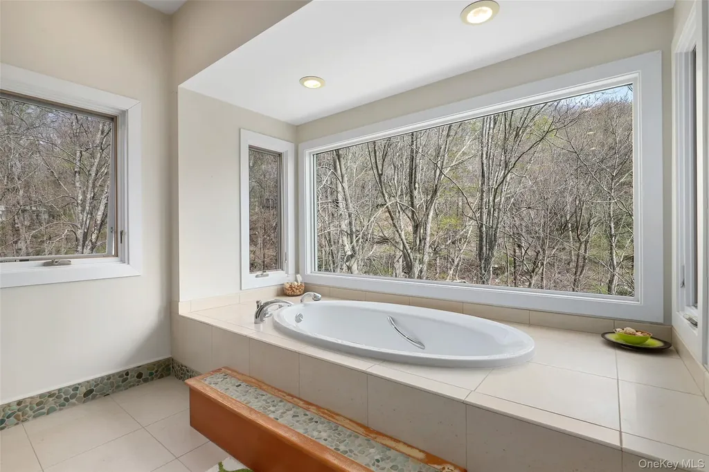 17 Fox Run Road Pound Ridge NY 10576