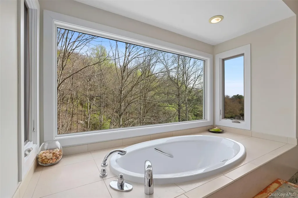 17 Fox Run Road Pound Ridge NY 10576