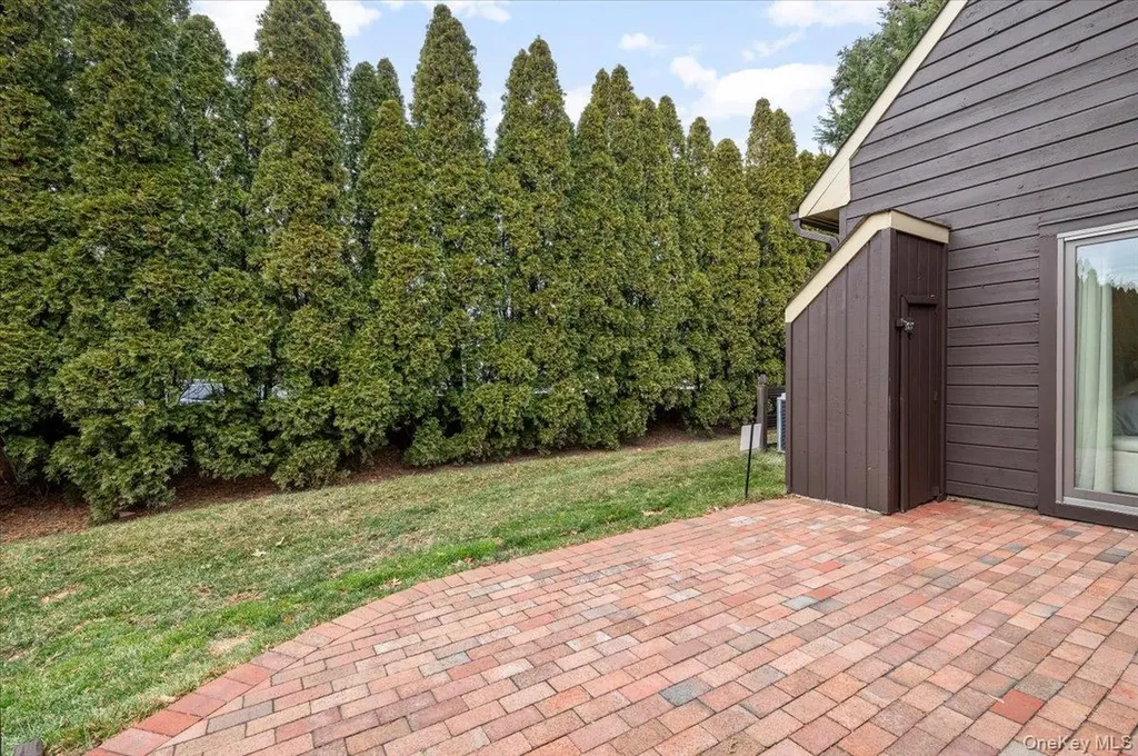 22 So. Gate Circle Massapequa Park NY 11762