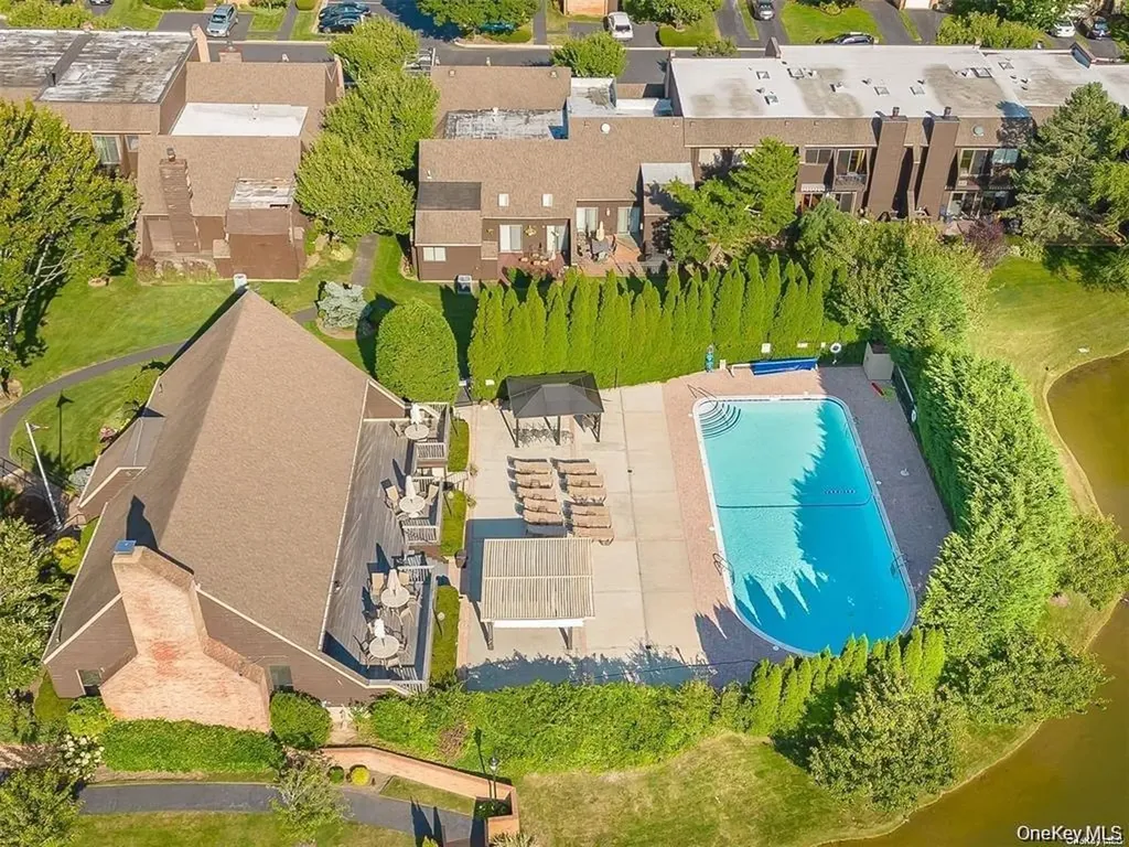 22 So. Gate Circle Massapequa Park NY 11762
