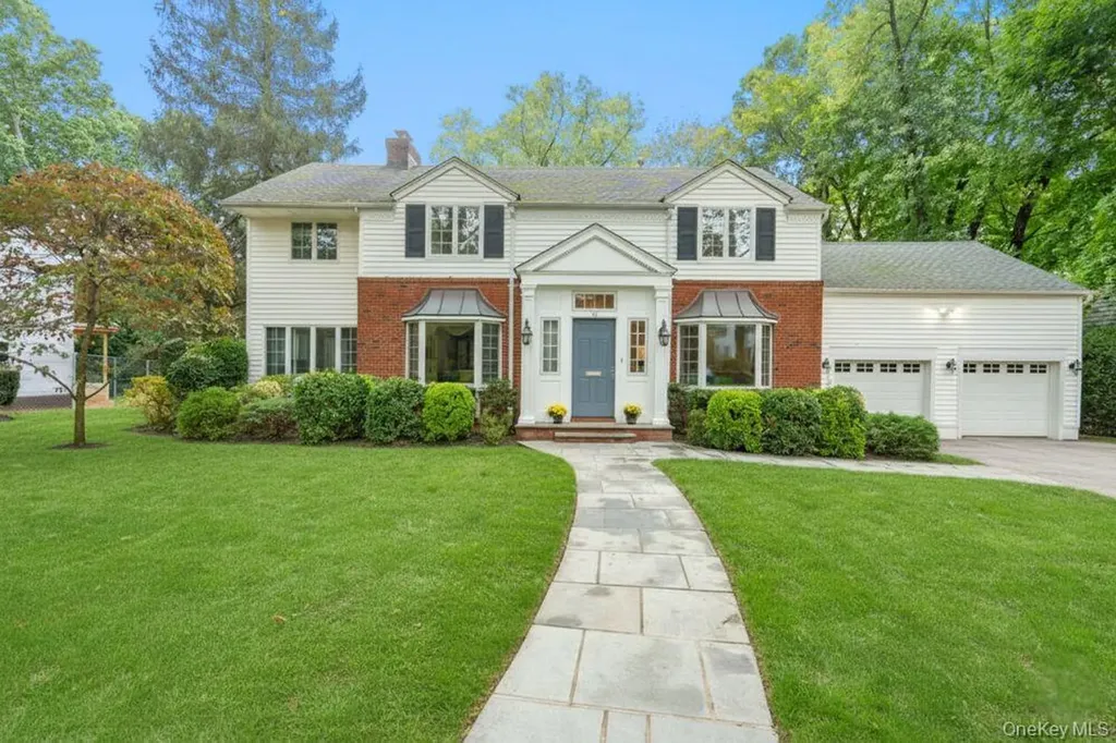 12 Chester Drive Great Neck NY 11021