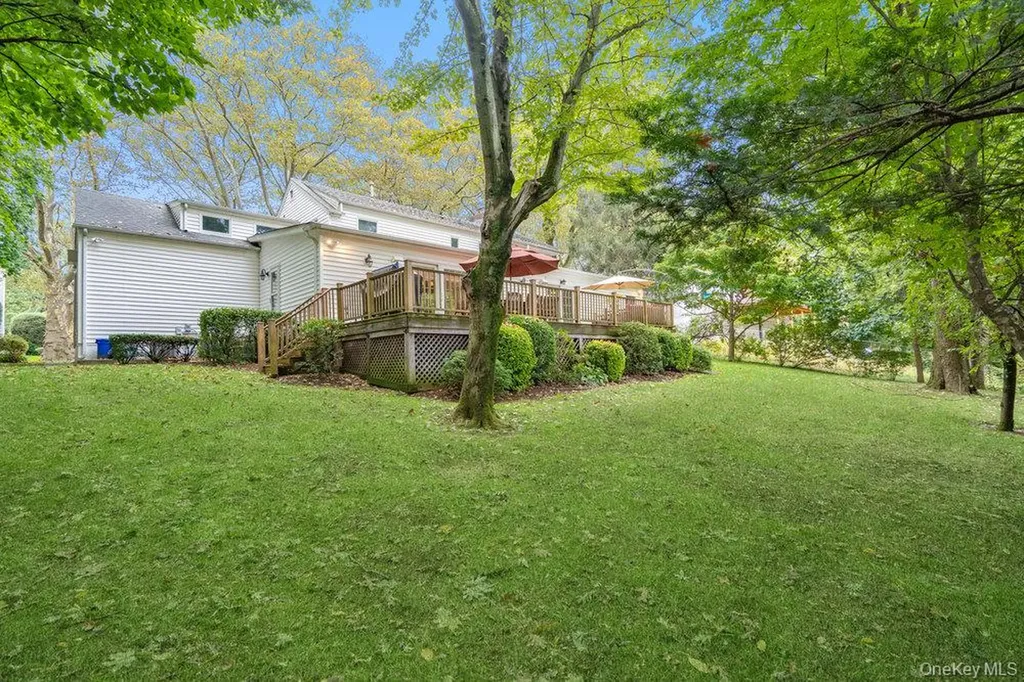 12 Chester Drive Great Neck NY 11021